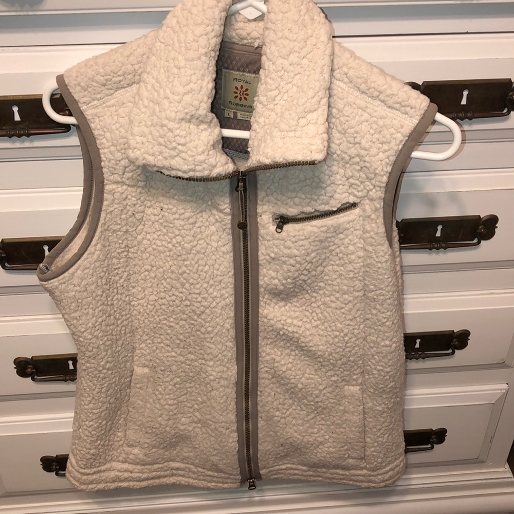 vest